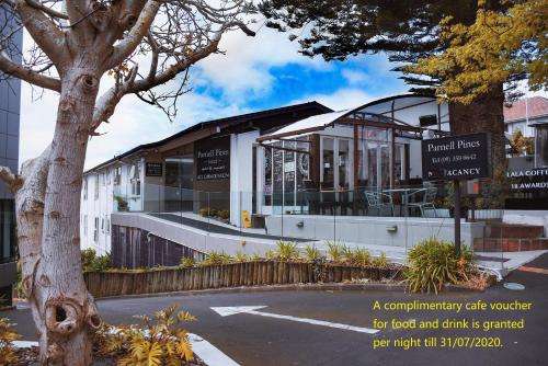 www.parnell-pines-hotel.nz