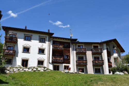 www.residencemiragolf.com