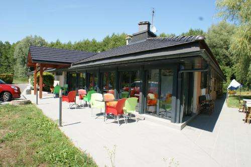 www.hotelornex.fr