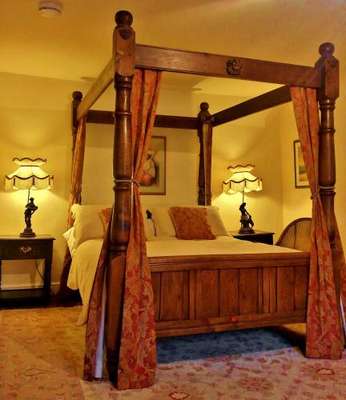 www.thefirecatcountryhouse.com