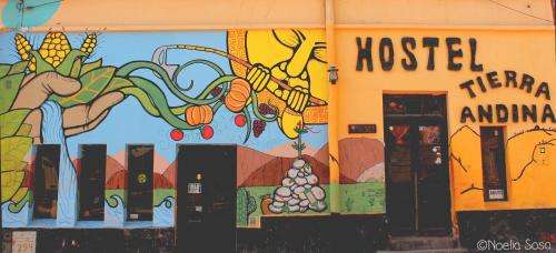 www.tierraandinahostel.com.ar