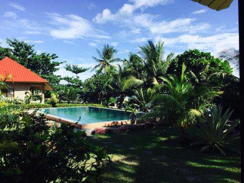 www.pintuyandiveresort.com
