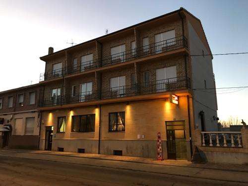 www.hostal-juli.com