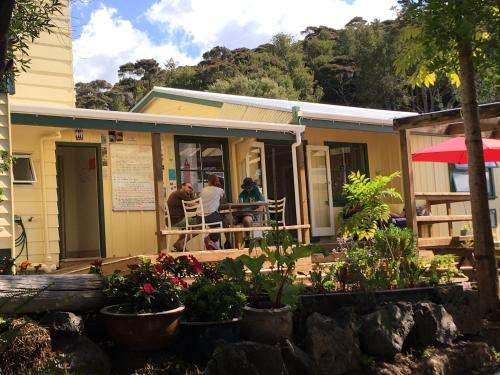 www.pickledparrot.co.nz