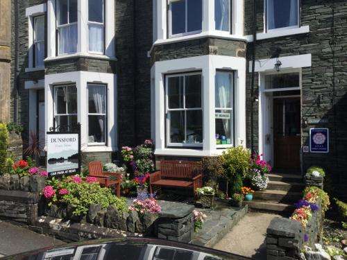 www.dunsfordguesthouse.co.uk