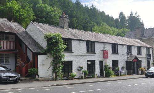 www.dragonhotel-snowdonia.co.uk