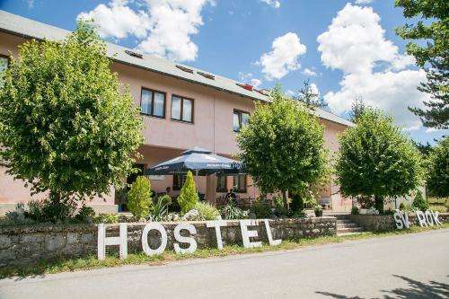 www.hostelsvetirok.com