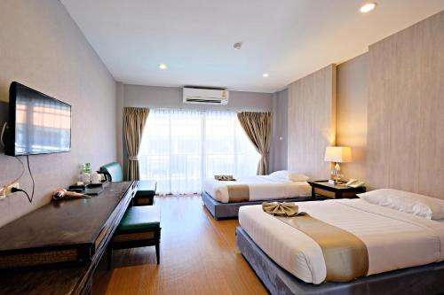 www.greenlakeresortchiangmai.com