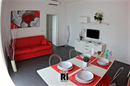 www.residenzeitaliasesto.com