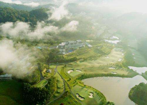 www.samtuyenlamhotel.com.vn