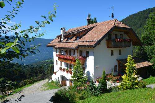 www.baerntalerhof.it