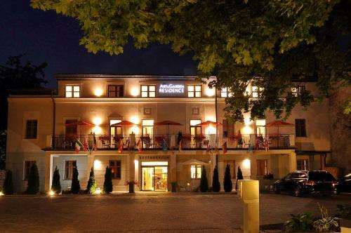 www.artgardenresidence.pl