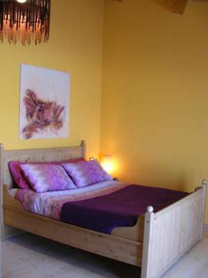 www.countryhouseloscoiattolo.it
