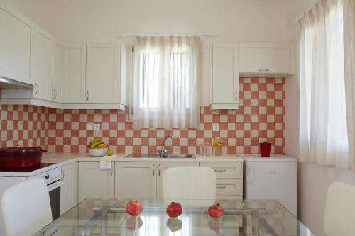 www.kedrosvillas.gr