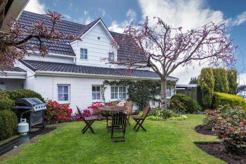 www.phoenixresort.co.nz