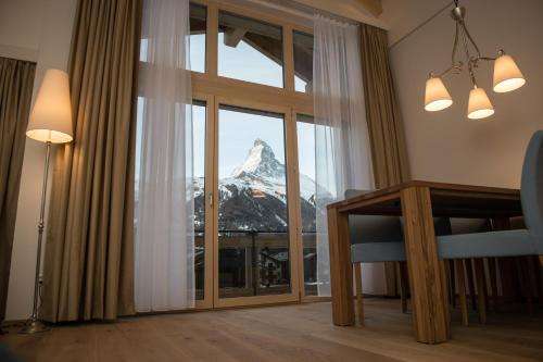 www.panoramaskilodge.com
