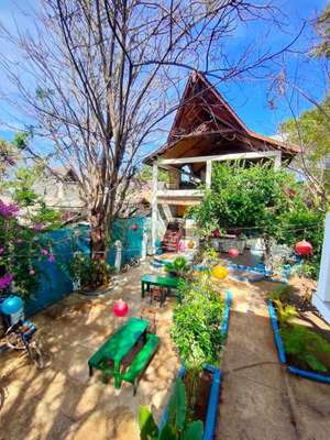 www.gilihostel.com