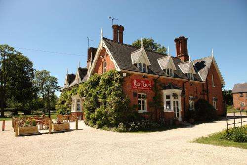 www.redlionrevesby.co.uk
