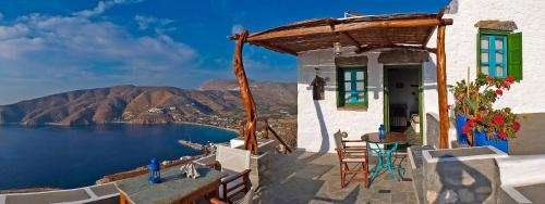 www.amorgos-panogitonia.gr