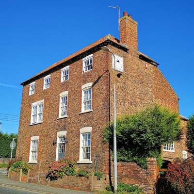 www.blackswanguesthouse.co.uk