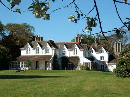www.hollybankhouse.com