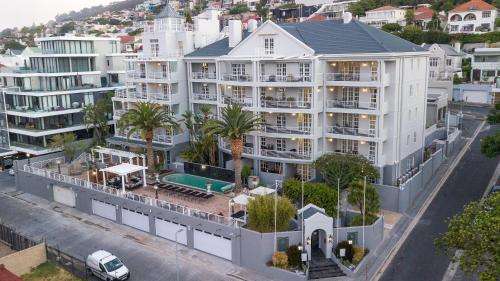 www.thestaycollection.co.za