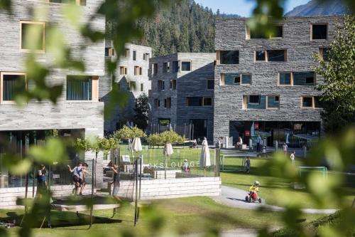 www.rocksresort.com