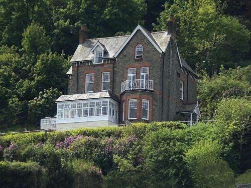 www.highcliffehouse.co.uk