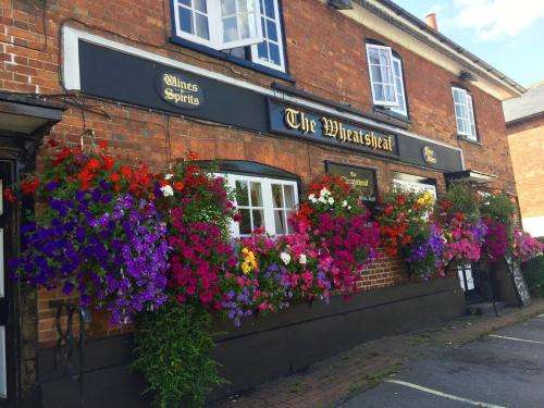 www.wheatsheaf-bramley.co.uk