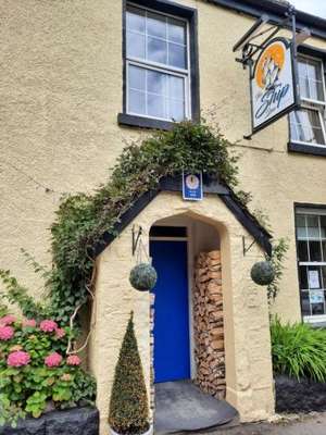www.theshipinnbardsea.co.uk