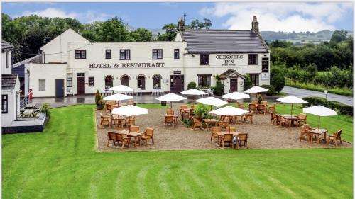 www.chequersinnharrogate.co.uk