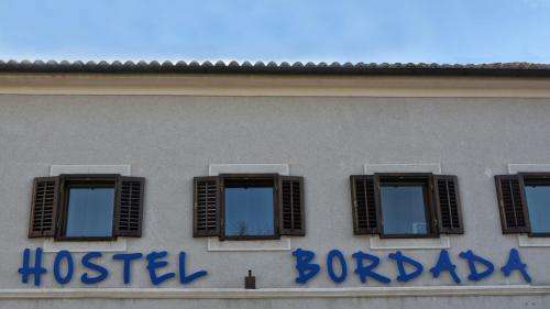 www.hostelbordada.com