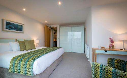 www.talbotsuites.ie