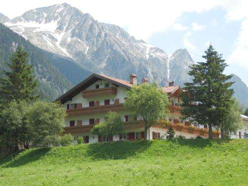 www.kuehlerhof.com