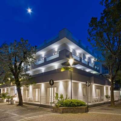 www.residencearmonymisano.it