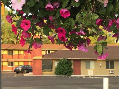 www.lymangatewayinn.com