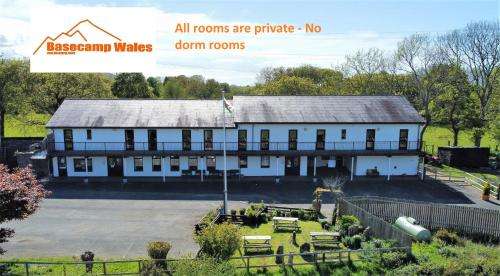 www.basecamp.wales