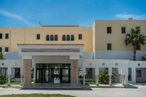 www.khayamhotels.com