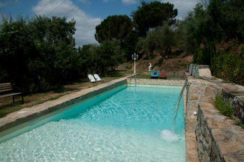 www.agriturismo-lagrotta.com