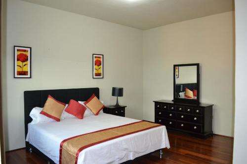 www.negrilskyblueresorts.com