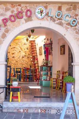 www.pocolocohotel.com