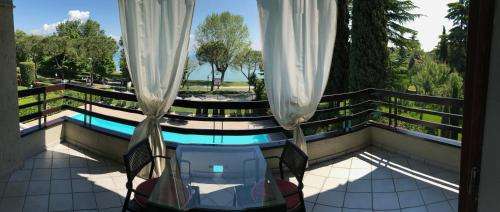 www.alexandrastay.com