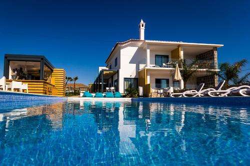 www.maretabeachhouse.com