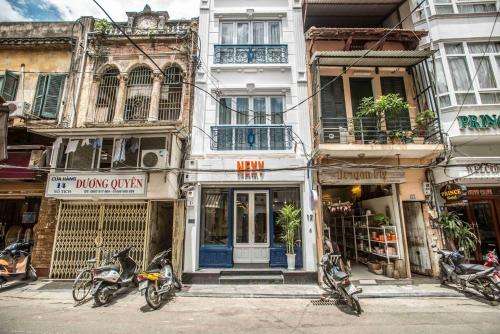 www.nexyhostels.com