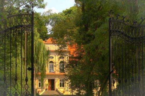 www.palac-popowo.pl