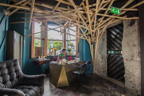 www.thenestaccommodation.com