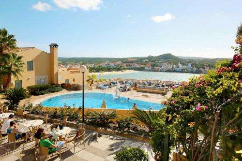 www.clubsantaponsa.com