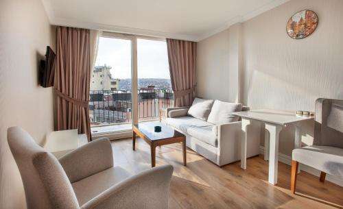 www.allegrasuites.com