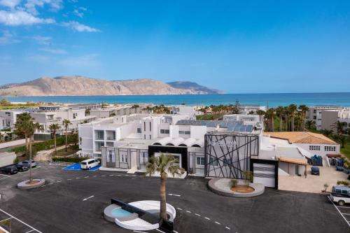 www.delfinabeach.gr