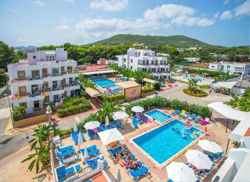 www.casaluis-ibiza.com